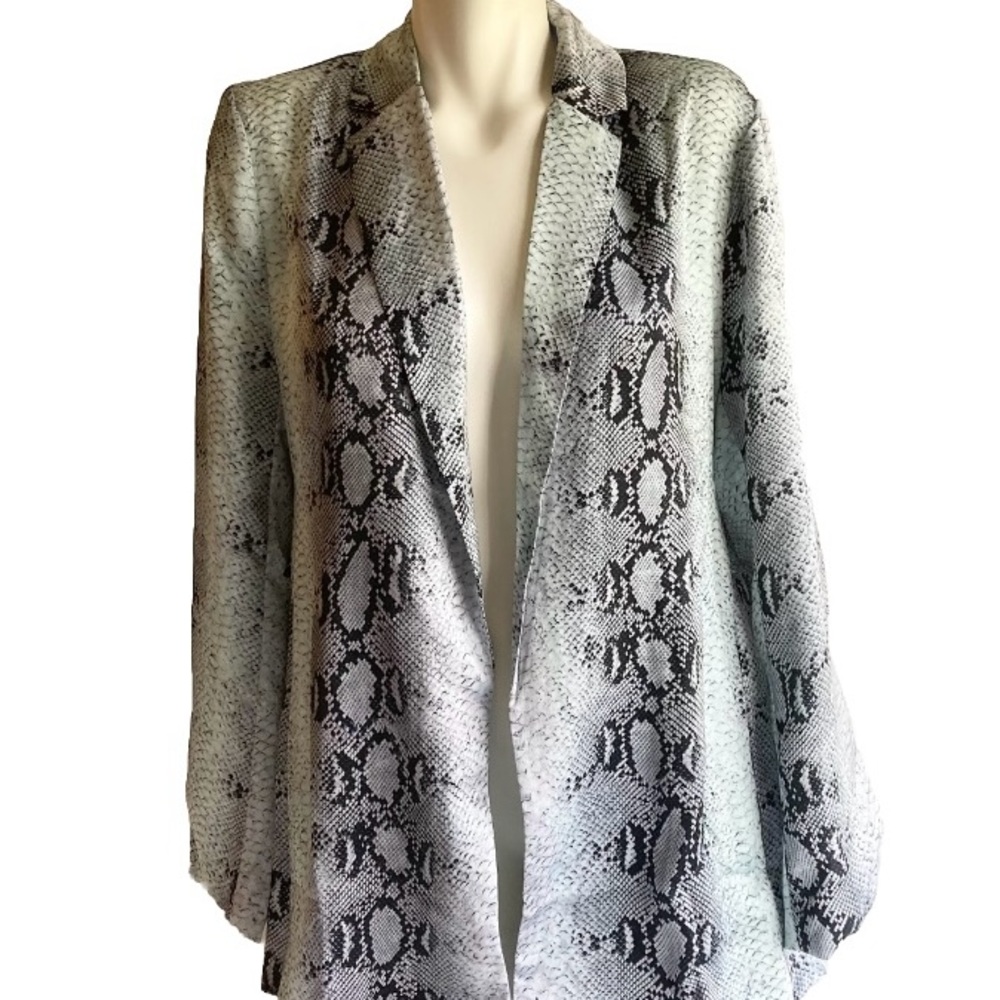 New Animari Blue Grey Snake Print Polyester Light Weight Blazer size L